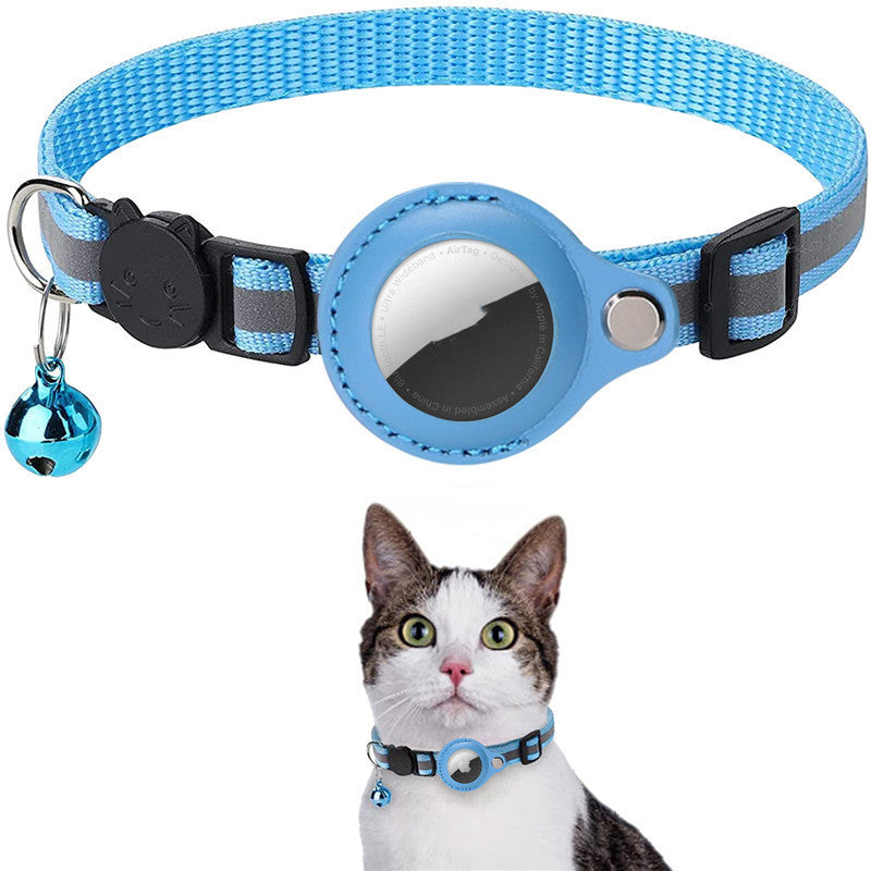 PurrHug™ Reflective AirTag Holder Collar