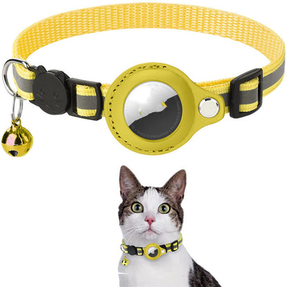 PurrHug™ Reflective AirTag Holder Collar